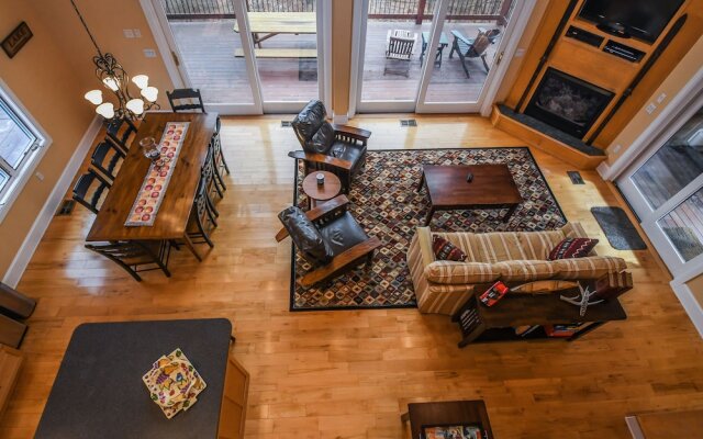 Wisp' n Away 5 Bedroom House