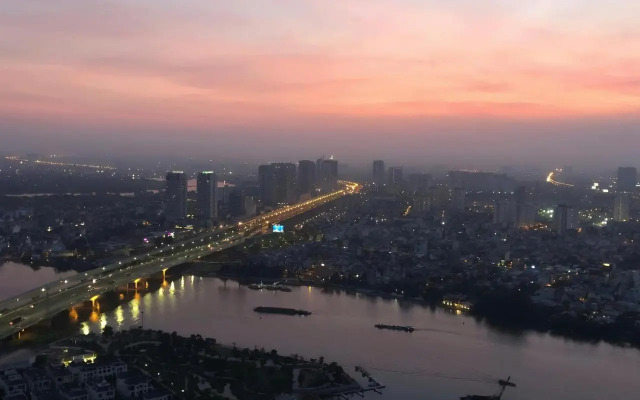 Long Apartment - Vinhomes Golden River