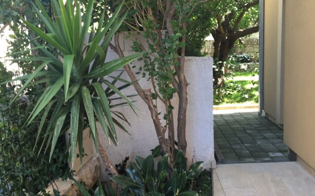 Modern Apartment in Dalmatia Near the Sea