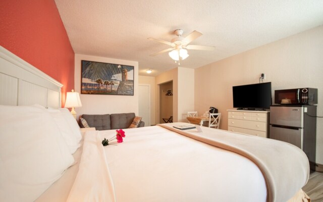 Island Sun Inn & Suites - Venice, Florida Historic Downtown & Beach Getaway