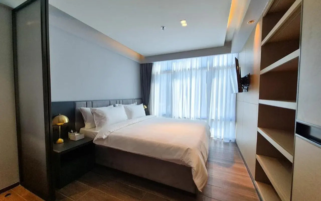 Beverly Mountain Bay, Trademark Collection By Wyndham