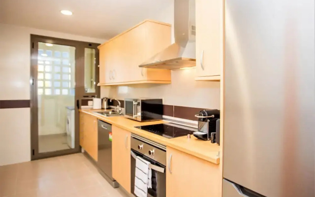 Spectacular Golf, Sea and Mountain Views BT65