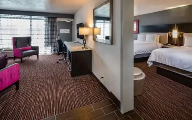 Radisson Hotel Oakland Airport