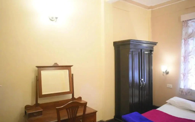 Pineridge Hotel
