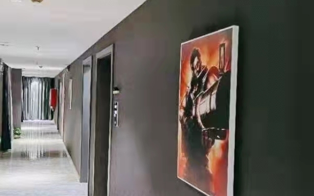 Tag esports Hotel