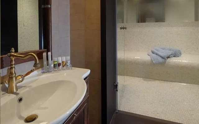 Iakovakis Suites & Spa