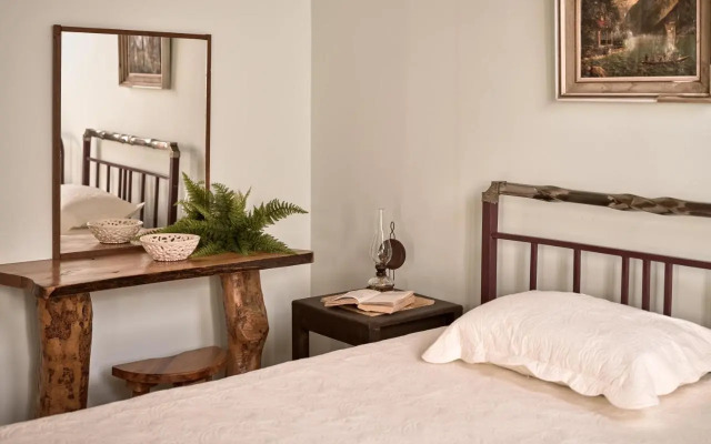 Vafias Traditional Villas