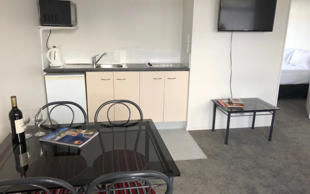 Ambassador Motor Inn Tauranga