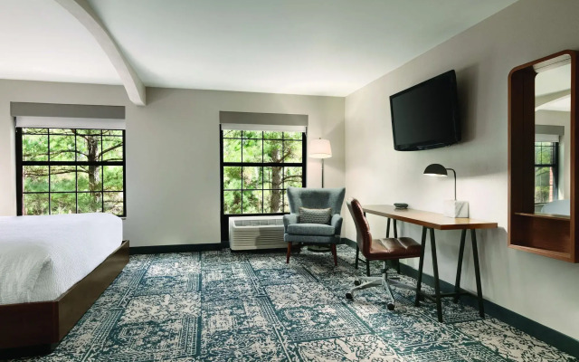 Four Points by Sheraton Raleigh Arena