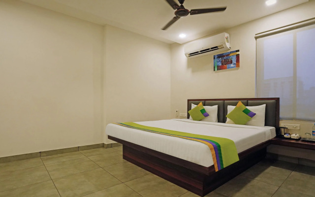 Treebo Lazystay Grand Patia