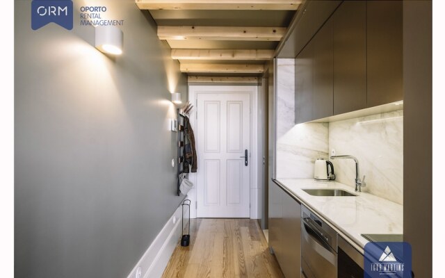 ORM - Almada Terrace Apartment