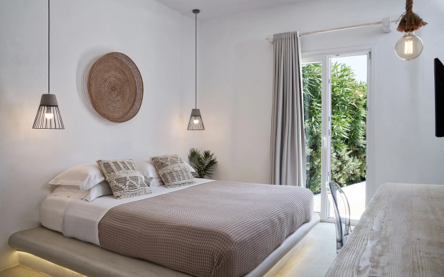 Naxian Utopia Luxury Villas & Suites