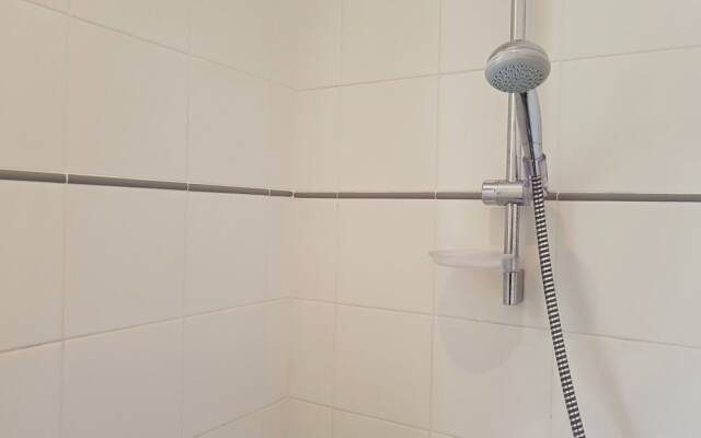 Charming Villa in Escales With Jacuzzi