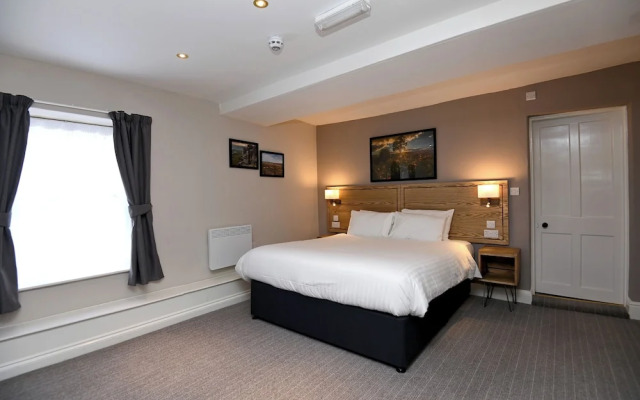 Wheatsheaf, Baslow by Marston's Inns