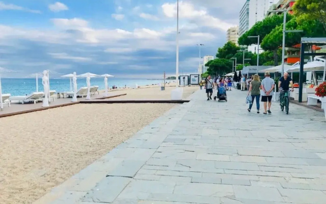 Investingspain Studio Beach Paradise Front sea Views on the Beach