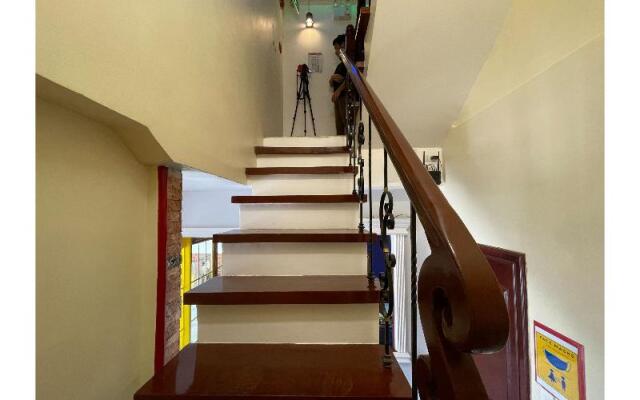 K Fortune Apartelle by OYO Rooms