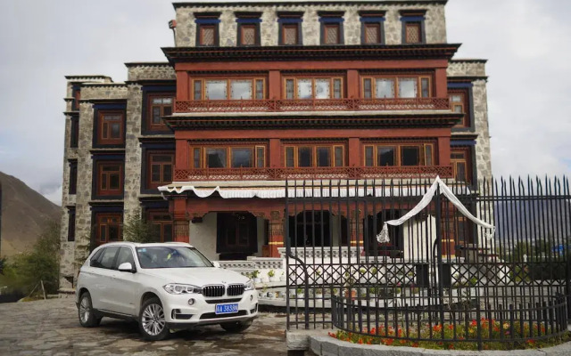 Songtsam Choskyi Linka Lhasa