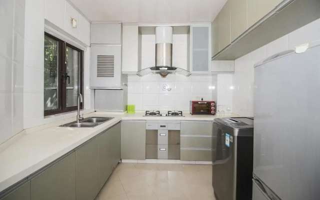 Ellies Apartment Biyun Branch