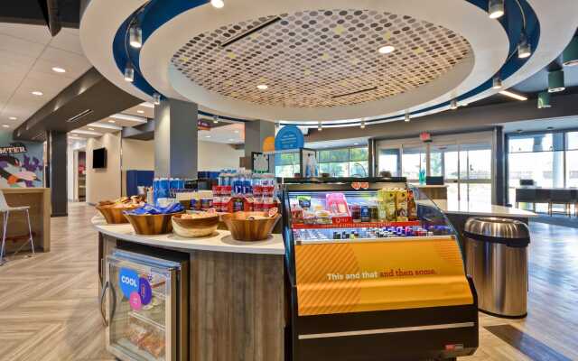 Tru by Hilton Sumter