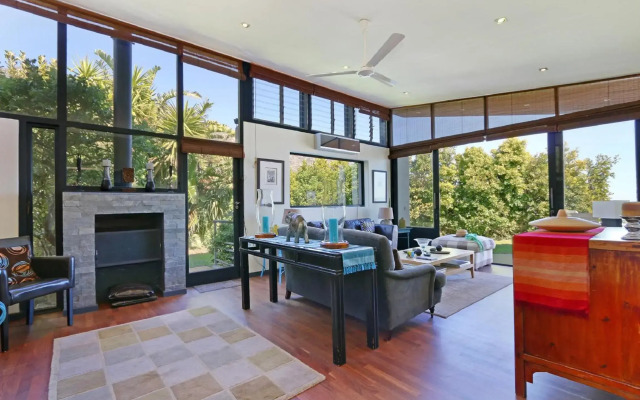 Villa Aqua