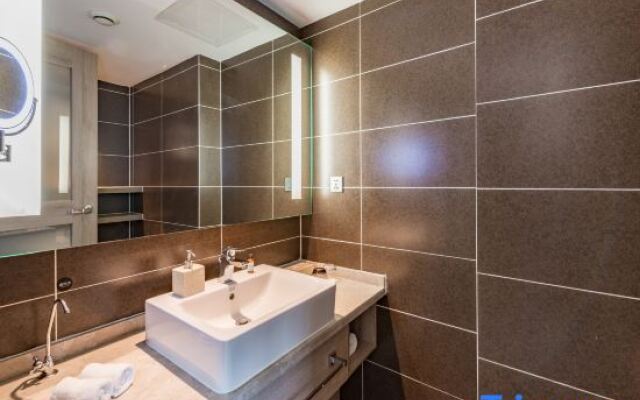 Rezen Hotel Wuduo