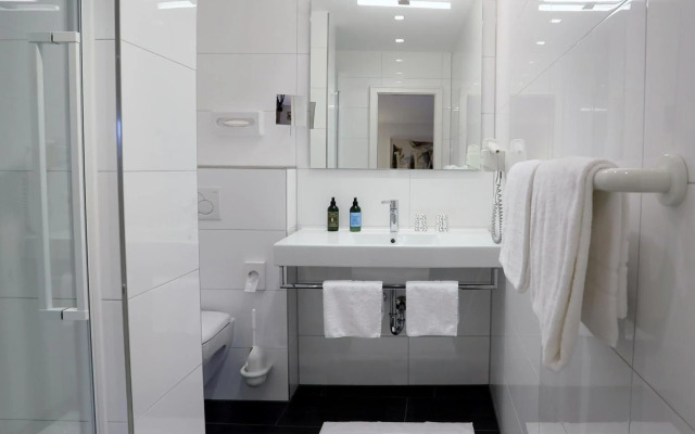 Bayers Boardinghouse & Hotel