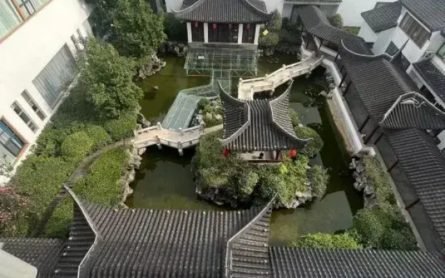 SuiningShuiyueHotel