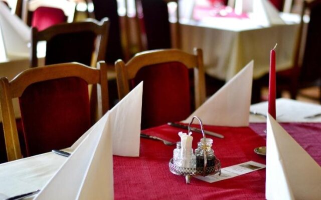 Hotel Drnholec