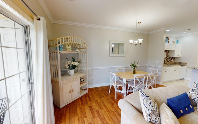 Magnolia North 4872-203
