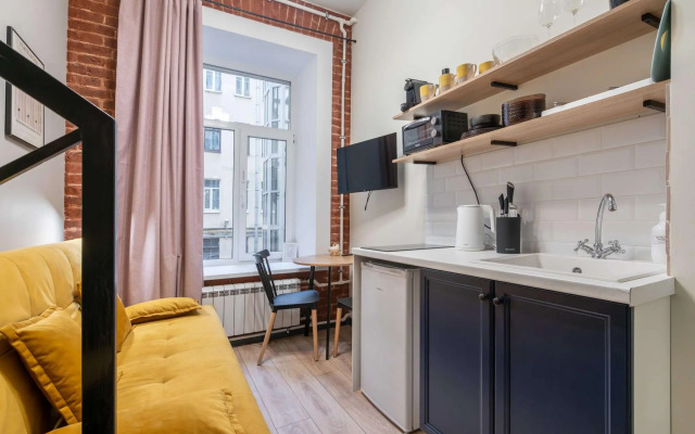 Метры в центре на улице Моховая 16