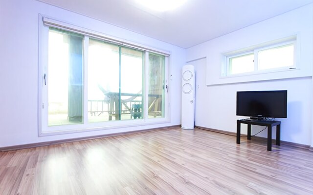 Goesan I Hill Pension