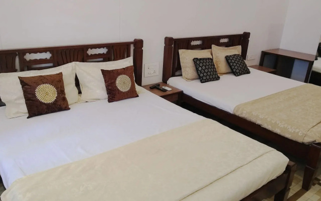 Carlton Hotel