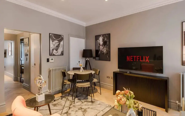 The Secret Chamber - Covent Garden By Frankie Says