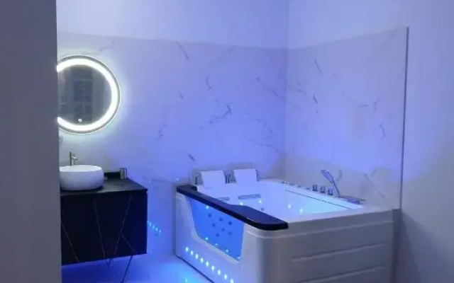 Suite Miro Charme Et Volupte (Adults Only)