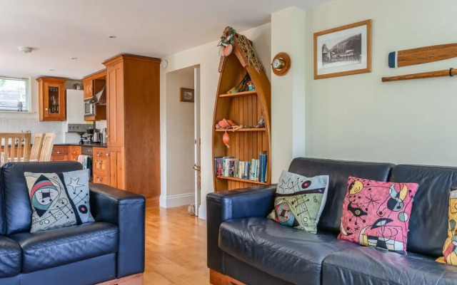 Hydeaway, 7 Grafton Towers