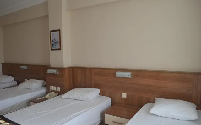 Gokcen Hotel
