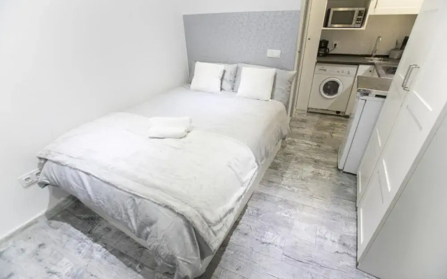 Forever Young Apartments Mediodia