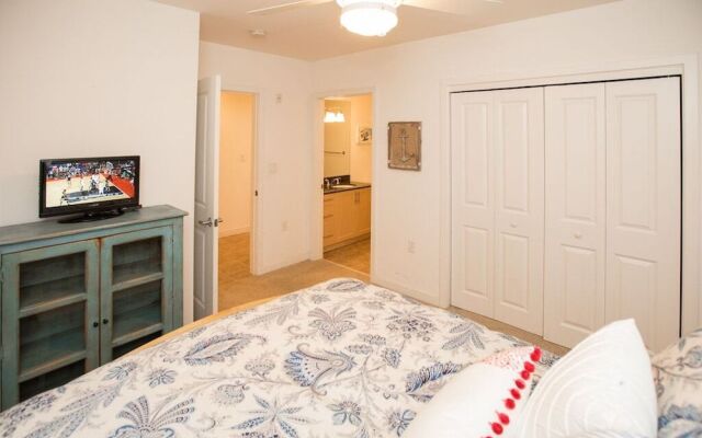 B128 Fanta Sea by RedAwning