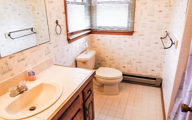 5 Lobster Lane Three Bedroom House