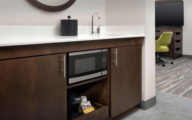 Hampton Inn & Suites Lexington Columbia