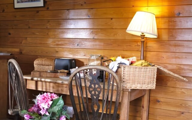The Lodge on the Marsh