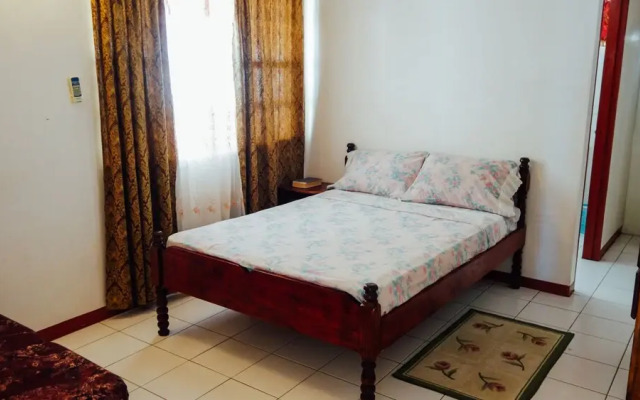 Scraper's Guest House