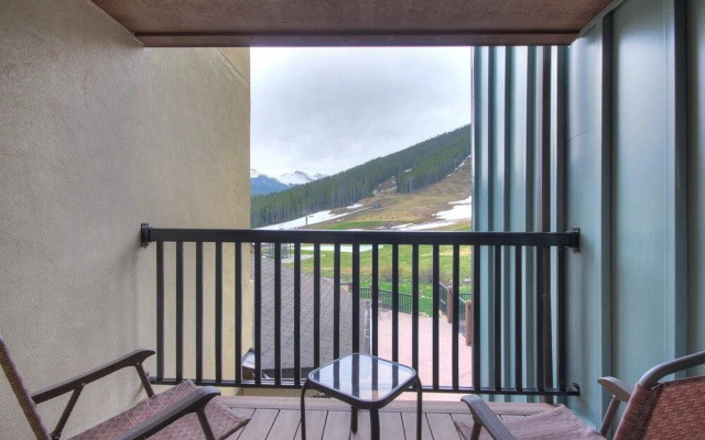 Beautiful Condo, Ski Out Your Back Door - FP202 by RedAwning