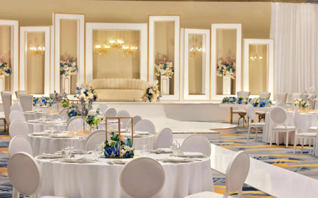 Mövenpick Hotel And Hotel Apartments Ghala Muscat