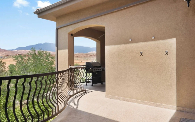 The View Resort Amenities & Epic Views!