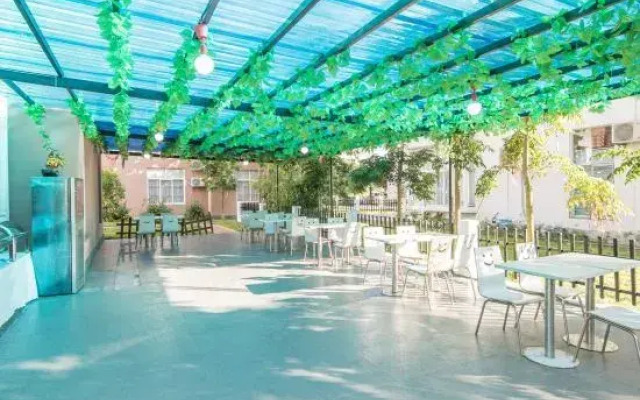 Floral Hotel Xindian Garden Villa