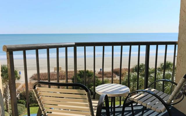 Schooner II Beach and Racquet Club