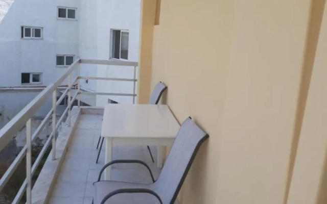 As Suites Room 14