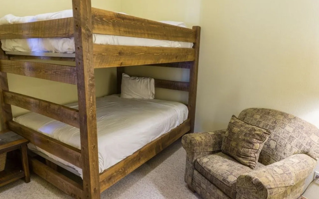 River Mtn Lodge W314