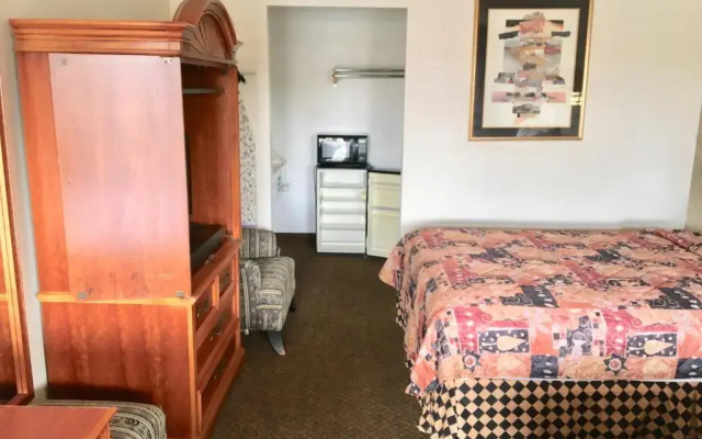 Inn At Mexia